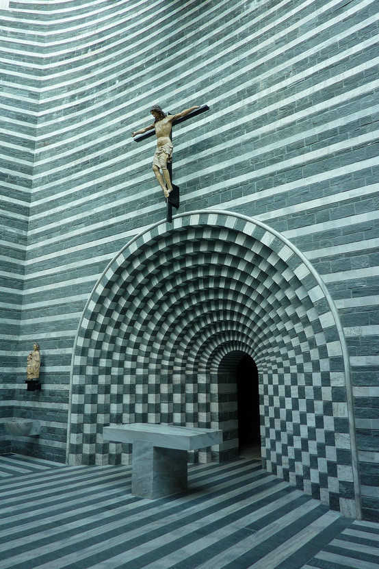 Alter at Church of San Giovanni Battista - Mogno Sweedan [1067x1600] - Imgur