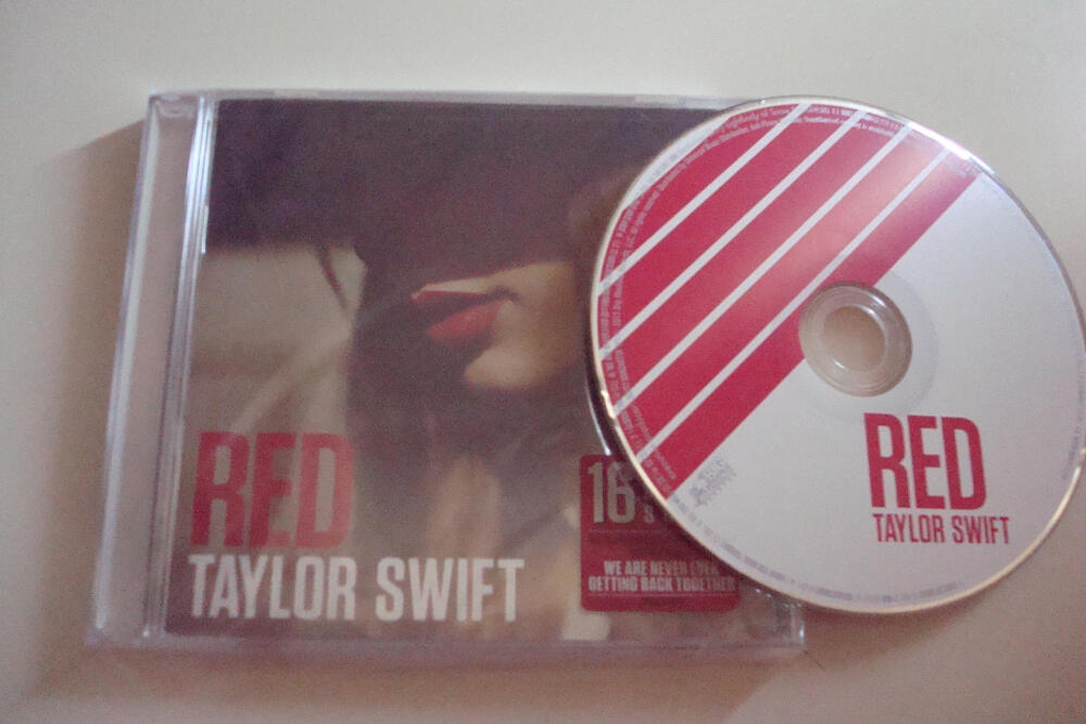 Taylor Swift 《RED》CD碟