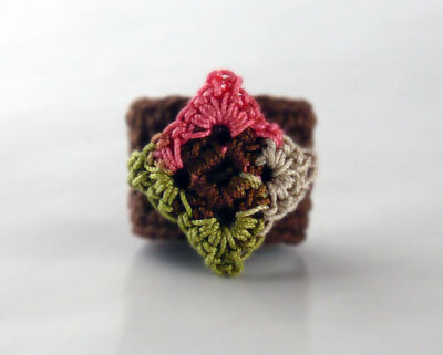 Crochet Ring Fiber Ring Diamond Shape Applique Salmon Spring Green Chocolate Brown Ecru on Brown Band