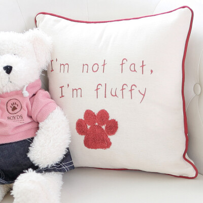 I'm not fat , I'm fluffy.【戴思琳】