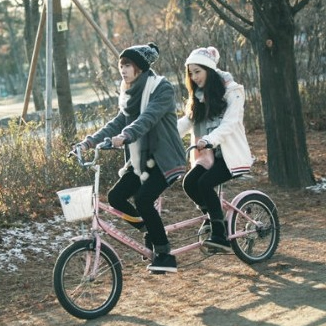 一定要找一个人陪我一起骑单车！