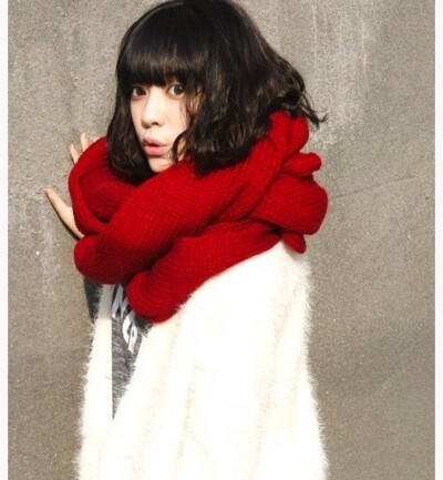 好暖的红色围巾