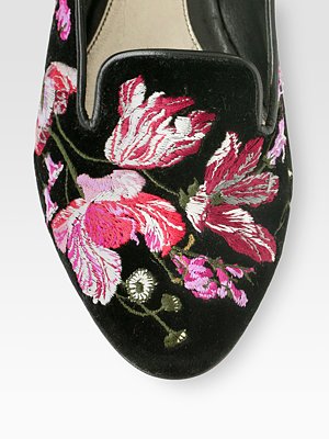 Alexander McQueen 2012秋冬 刺绣花卉天鹅绒平底单鞋