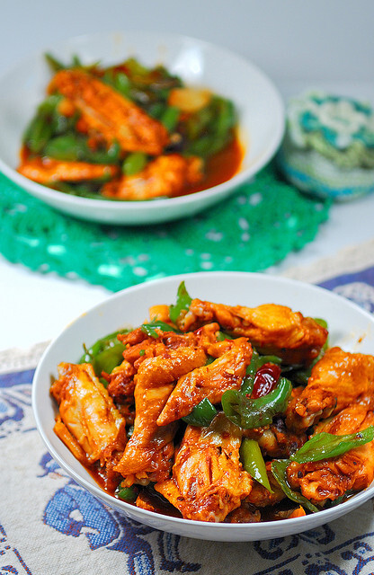 green pepper chicken wings 辣子炒鸡翅