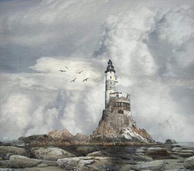 Aniva lighthouse, southern coast of Sakhalin（库页岛）, 俄罗斯。这座曾经在俄日边境有着重要军事地位的灯塔，如今被看成世界上最神秘的被遗弃的灯塔之一。