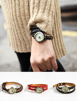 straw long line watch RMB 66