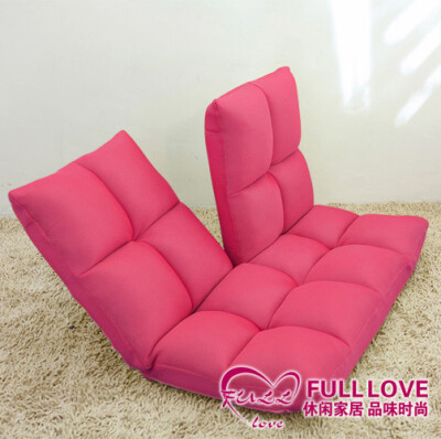 喜欢这个颜色 温暖 小小粉玫红~ 情侣小沙发么？以后家里入手一个啦~ &lt; Tina &gt;