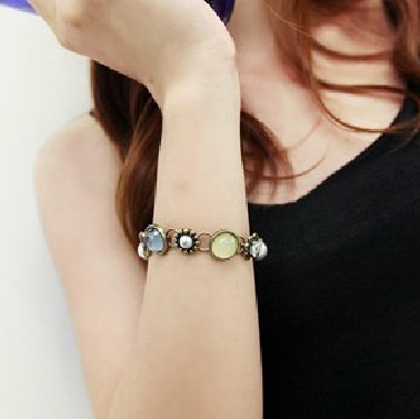 截止至16日全场限时特价，快快去看~~~满额还包邮