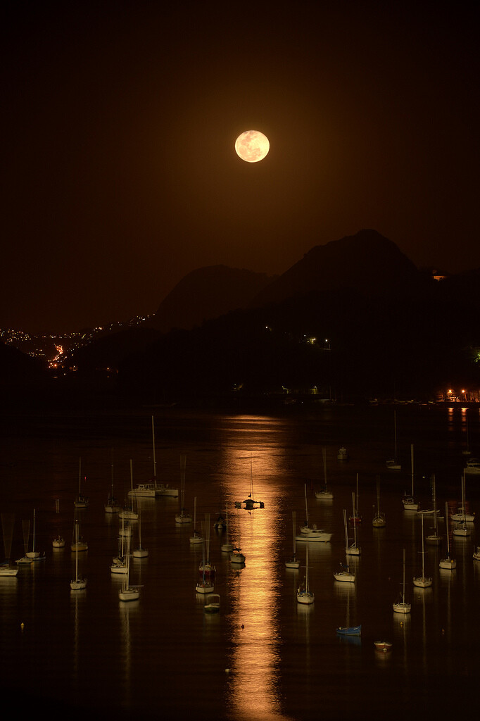 Moon shots by Arnold Chao