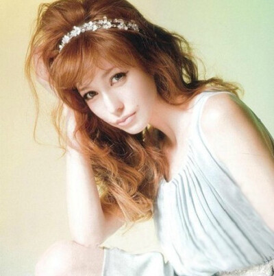 截止至11月16日，全场限时促销，喜欢饰品的妞们看过来哦~~~喜欢的就抓紧时间下手！更多推荐： http://item.taobao.com/item.htm?id=16012189063