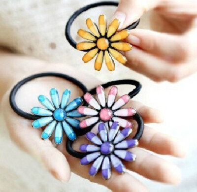 截止至11月16日，全场限时促销，喜欢饰品的妞们，抓紧时间哦~~~更多推荐： http://item.taobao.com/item.htm?id=20091136827