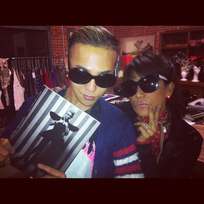 xxxibgdrgn 【With @starkjojo #chromehearts】