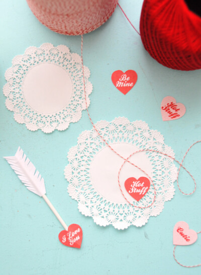 DIY CUPID'S ARROW CUPCAKE + TREAT BAG TOPPERS