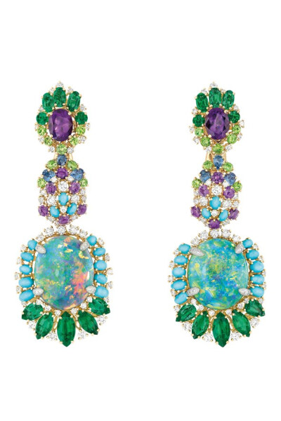 Bouquet d'Opales earrings by Christian Dior