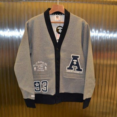 82折★一毫子香港潮店 AAPE 12秋冬 新款 V领 纽扣 英伦开衫外套 更多AAPE请点击：http://www.pinchao.cc/u/285/talk