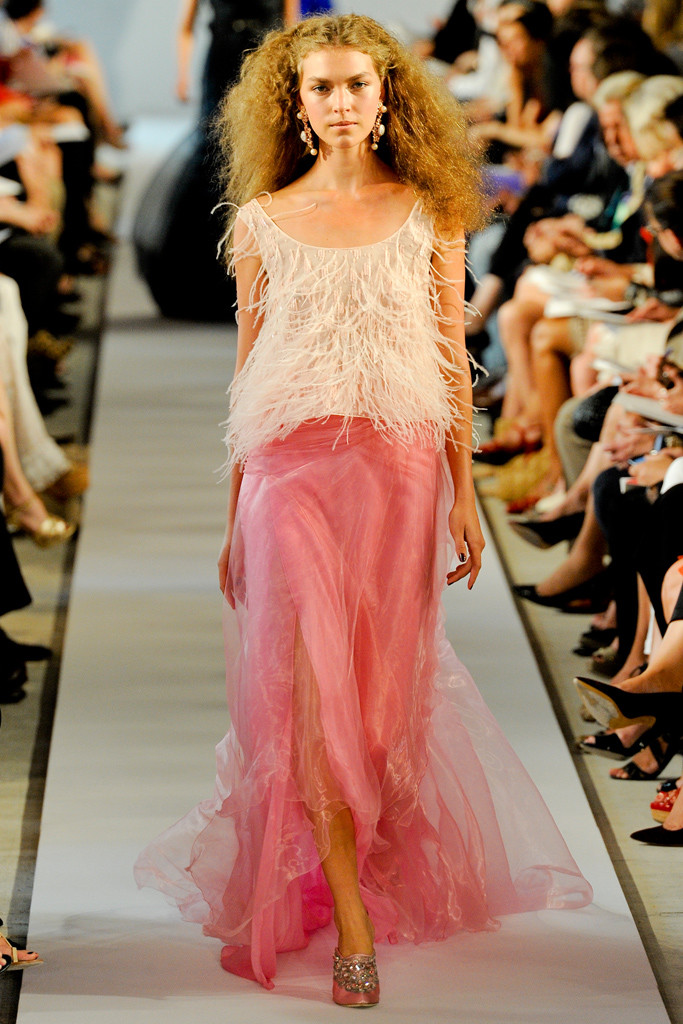 SPRING 2012 RTW OSCAR DE LA RENTA