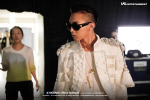 Big Bang世界巡演"ALIVE GALAXY TOUR 2012"日本大阪演唱会官方照