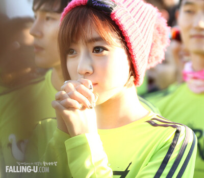 【T-ara】【咸恩静】121124 Adidas马拉松活动 Falling-U饭拍 （禁二改）