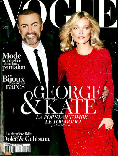 #Michael on...# 摇滚传奇George Michael携手时尚女王Kate Moss登上@Vogue服饰与美容 France 十月刊封面，红色亮片礼服来自@Michael-Kors F/W 2012 (shot by Mario Testino)