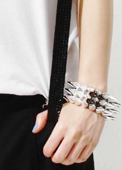 韓國進口3层 鉚釘形狀#朋克#銀色金屬質感手鏈 spike punk bracelet