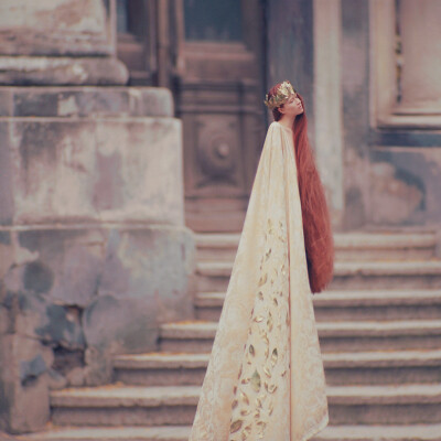 queen by *oprisco