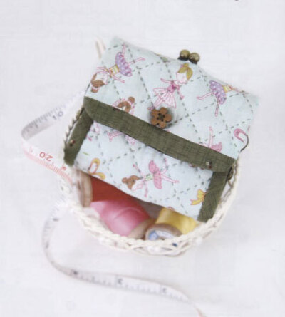 How to make tutorial coin purse wallet fabric sewing quliting quilt patchwork applique cotton linen pdf pattern e patterns ebook