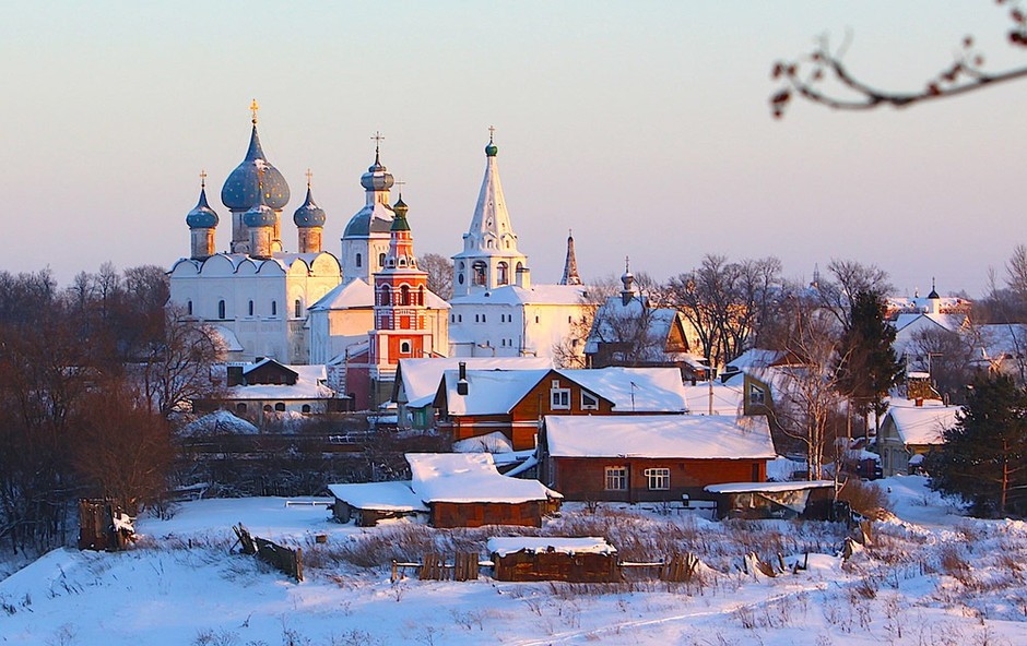 冬季俄罗斯各地的冰雪风光