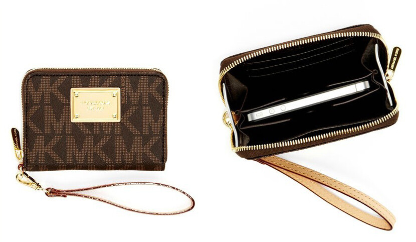 @Michael-Kors iPhone Zip Wallet Monogram Logo 印花拉链式钱夹，别致iPhone夹层，轻松出行。