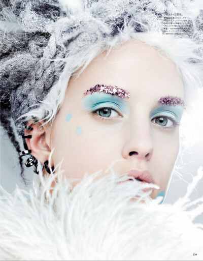 Julia Frauche - Vogue Japan Jan 2013 - When Snow Falls