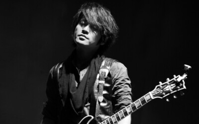 【2012.12.18】很少叫你怪兽，有时候叫怪兽哥，有时候叫老大，有的时候叫团长大人。但在心里念得最多的，是温尚翊。念出来的发音似乎也变得温柔。跟你的人一样。他们说，五月天的团长姓温，温柔的温。