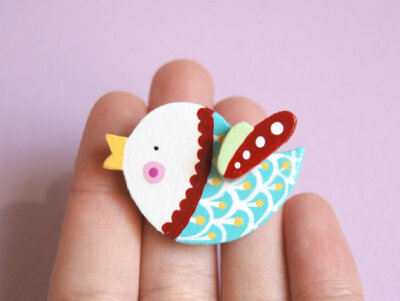 Bird brooch, wooden animal jewelry, illustrated pin