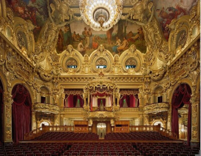 opera house interior gold and red