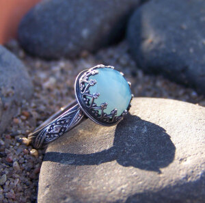 READY to SHIP - Size 7 - 10mm Checkerboard Faceted Ocean Blue Chalcedony with Heart Crown Bezel Setting