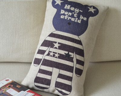 韩国可爱卡通英伦暴力熊街痞版腰枕靠垫抱枕靠枕