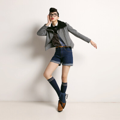 TS转向韩版潮流必备翻边卷边全棉牛仔短裤热裤女