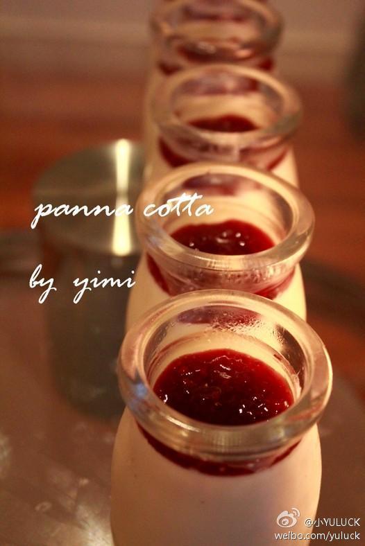 【意式香草奶冻】意大利经典冷冻甜品 panna cotta.