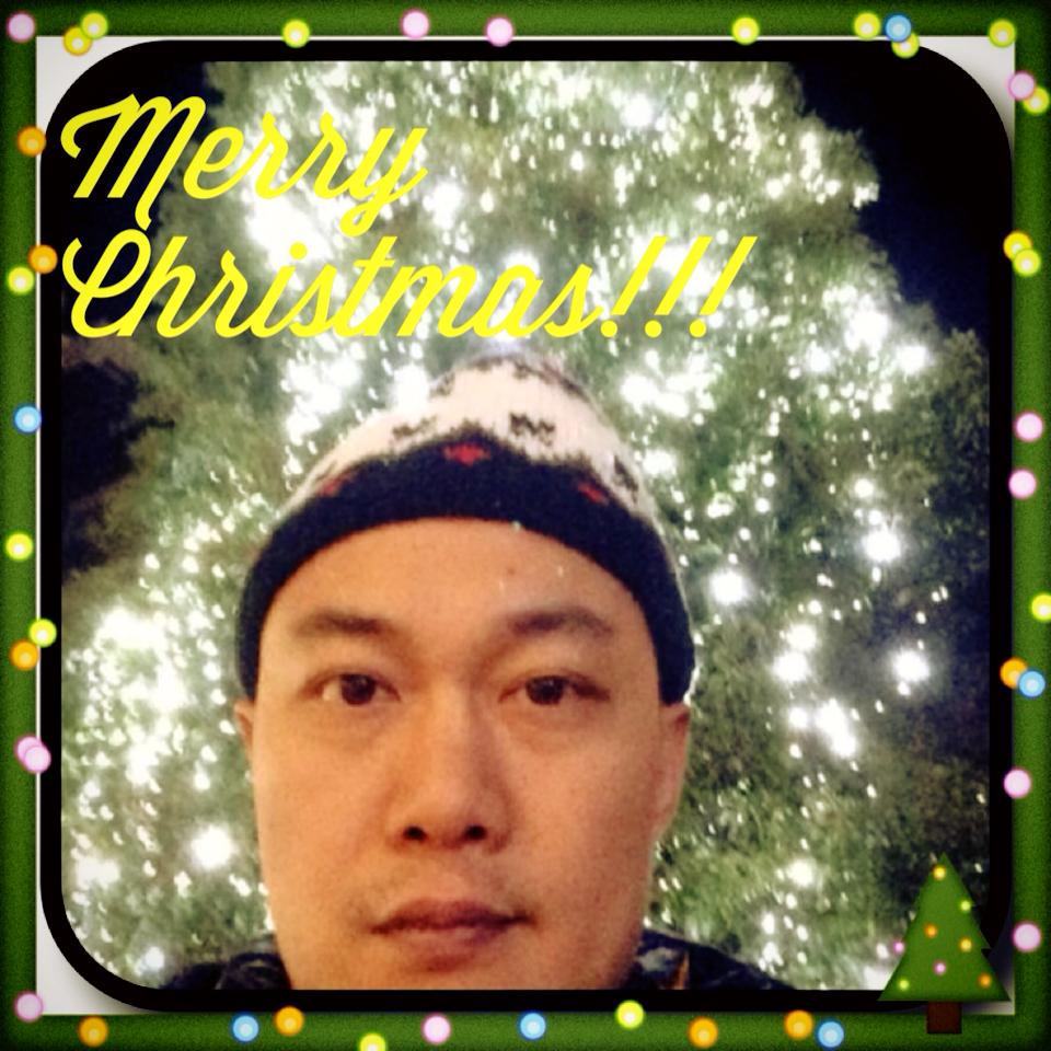 eason 陈奕迅 2012年12月24日 merry christmas~ 来自facebook