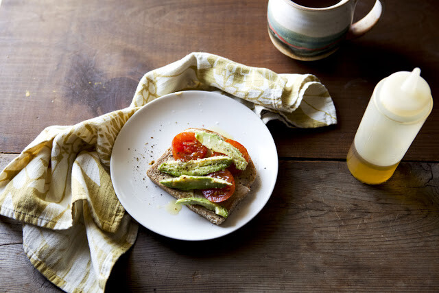 鳄梨蕃茄三文治 B162