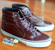 友库 潮流 时尚 【VANS】VANS SK8-Hi Premio Calf-Skin 高级皮革鞋款。鞋款采用上皮革为主原素，相比品牌以往走休闲风格而选用的帆布质料，这次的配搭更来得高贵，采用最为高端的哑光酒红色和黑色Horween皮革打造，V…