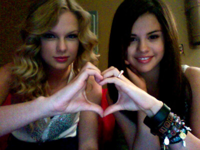 taylor-swift-and-selena-gomez-