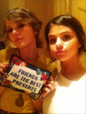 taylor-swift-and-selena-gomez-