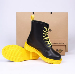 专柜正品Dr.Martens 1460 8孔 英伦 硬皮黑色 黄彩底 短靴 马丁靴