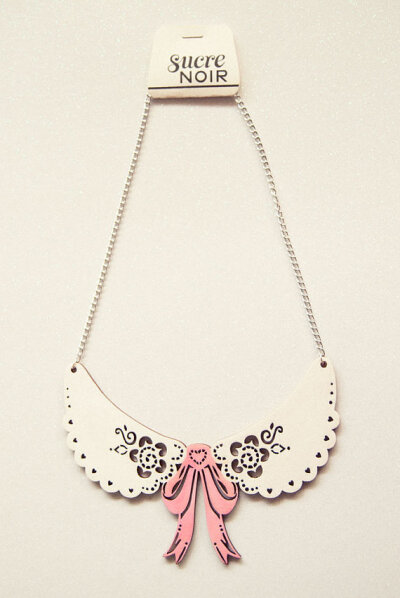 Wooden Lace Collar Necklace - Pink or Mint bow