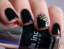 http://thepolishwell.blogspot.com/2012/12/nail-ideas-studded-nails.html