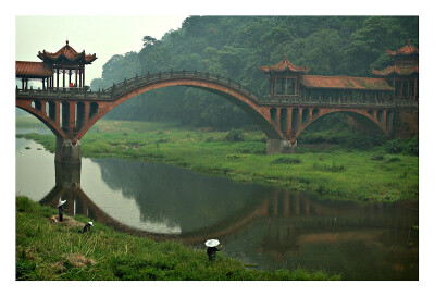 Gone Fishin - Leshan, Sichuan