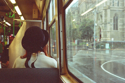 孤单的巴士