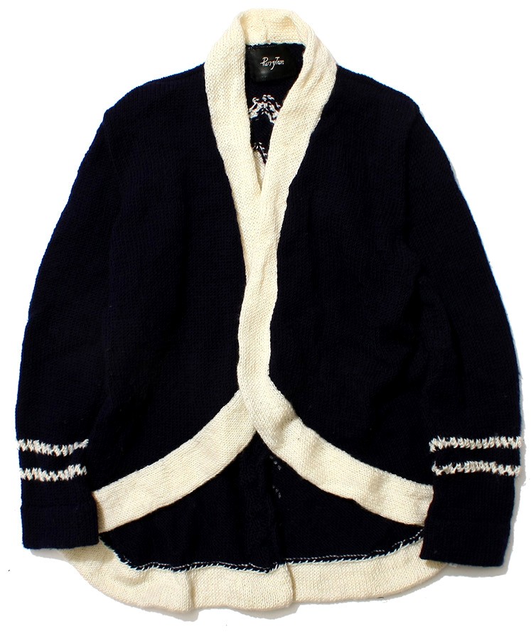 001 HANDMADE KNITCOAT 购买地址：http://www.pinchao.cc/note/24398 品牌：Southfiness 类别：国内原创 品牌信息： “遗忘”象征流失的同时，亦意味着低沉且真实地存在。我们希望以不同的角度与形式，将被遗忘的一切一切重新展现，转变成属于我们的意念与文化。呈现给所有人…… 坚持以产品传递创作故事及设计意念一直是SOUTHFINEST特有和其他品牌少有的特点。