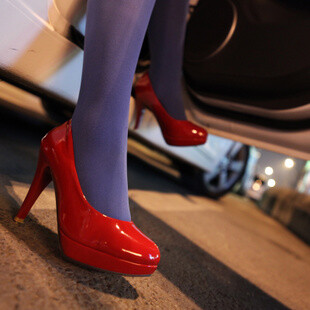 素面漆皮女鞋单鞋女式鞋子高跟鞋浅口鞋红色婚鞋黑色工作鞋子