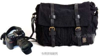 BELSTAFF 摄影 相机包， 走哪拍到哪 ，方便出行，你说呢！！http://t.cn/zjgQmMf