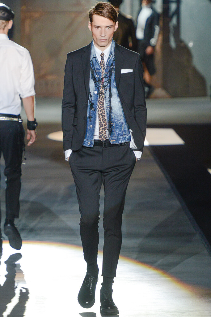 Dsquared2 13 ss